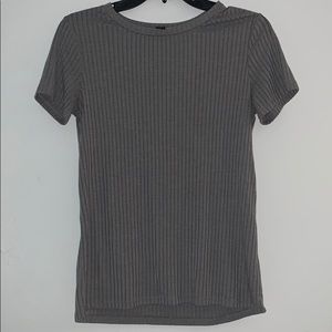 Forever 21 Gray Top